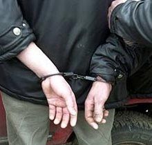 В Ставрополье из автозака сбежали два преступника
