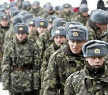 С 2015 года украинцев станут призывать в армию с 20 лет