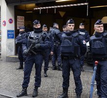 Ле Пен: В теракте в Париже виновны американские спецслужбы