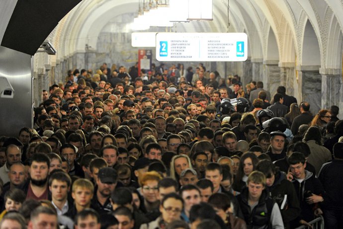 Пользователи соцсетями жаловались на давку в московском метро