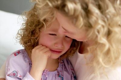 В Екатеринбурге воспитатель детсада порвала ухо 5-летней девочке