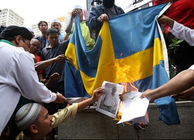 В Швеции бизнесмены наживаются на мигрантах