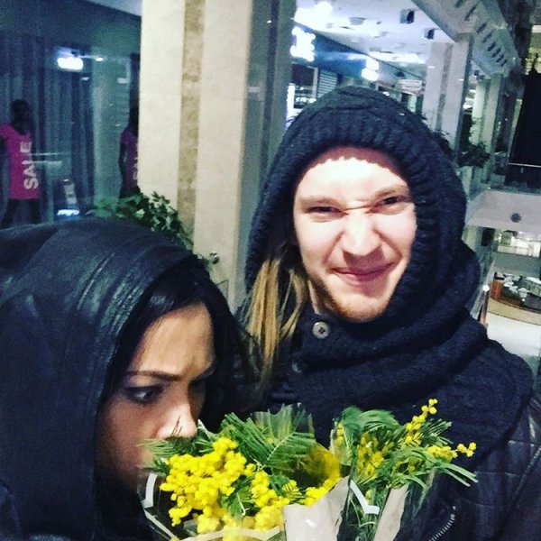 Актриса Настасья Самбурская собирается замуж за  молодого певца