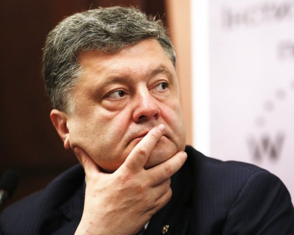 Украина ввела санкции против лиц, причастных к процессу Савченко