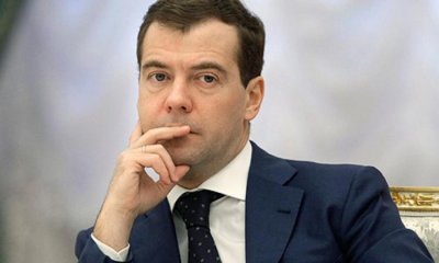 Доходы Медведева за прошлый год выросли на 700 тысяч рублей