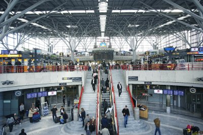 Из-за ЧП работа аэропорта в Штутгарте приостановлена