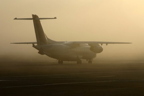 Два самолёта не смогли приземлиться в Кольцово из-за тумана