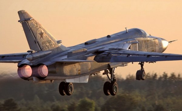 США рассказали об инциденте с сирийскими Су-24