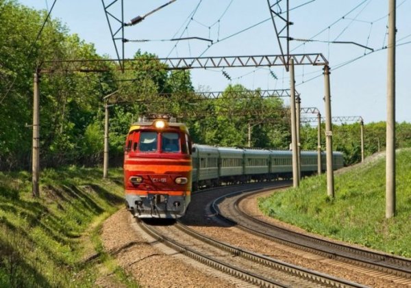 В Московской области поезд сбил гулявшего по железнодорожным путям мальчика