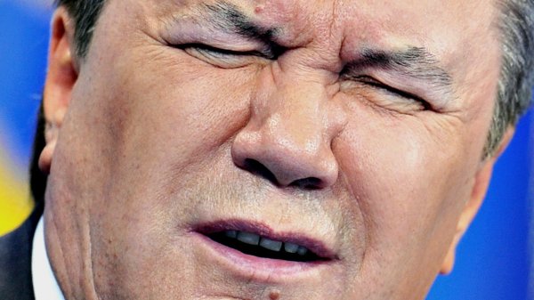 Швейцария продлила арест счетов Януковича