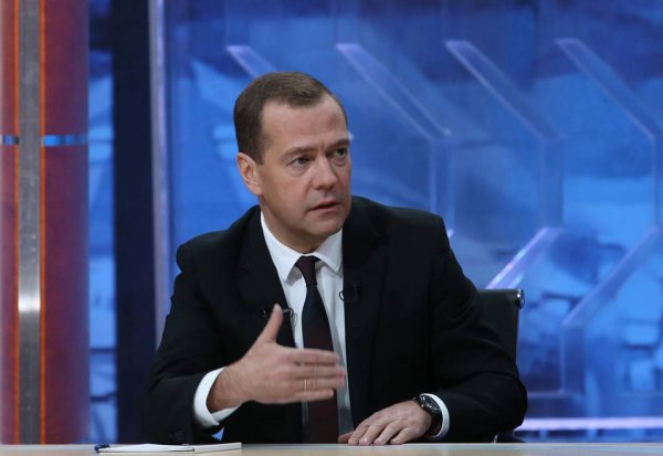 Медведев прогнозирует рост экспорта вооружений до $20 млрд