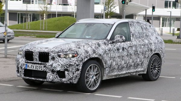 BMW X3 2018 выйдет не раньше августа 2017 года