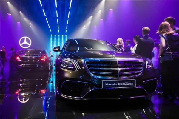 Mercedes-Benz презентовал две новинки для российского авторынка