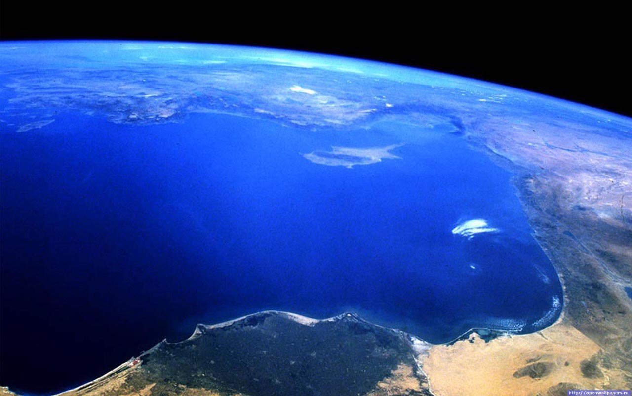 Когда на земле появился мировой океан. Атлантический океан с космоса. Атлантический океан из космоса. Индийский океан из космоса. Тихий океан вид из космоса.