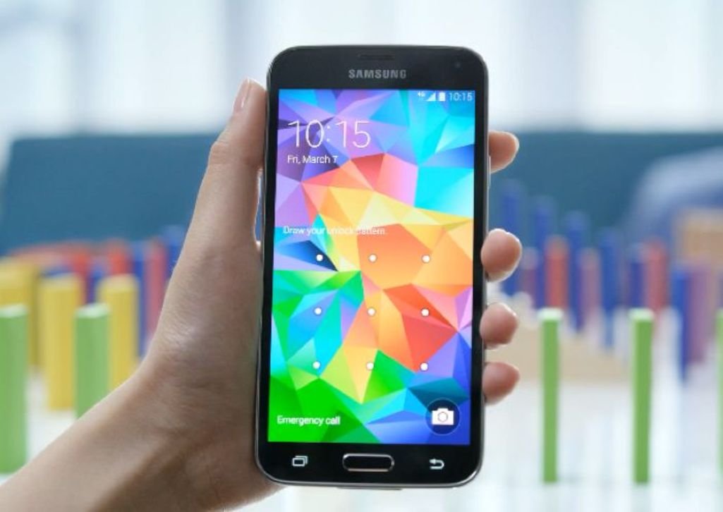 Получить самсунг. Samsung Galaxy s5 Plus. Samsung Galaxy s5 Active. Самсунг галакси а5 плюс. Samsung Galaxy версия Android 10.