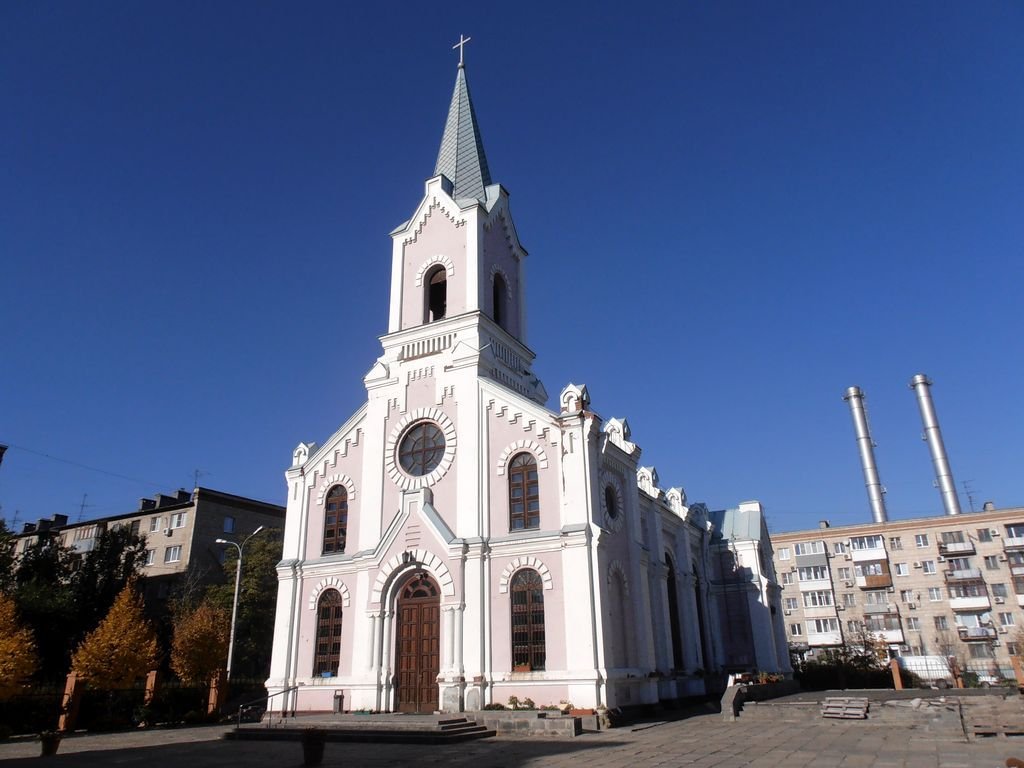 Католическая церковь в волгограде фото