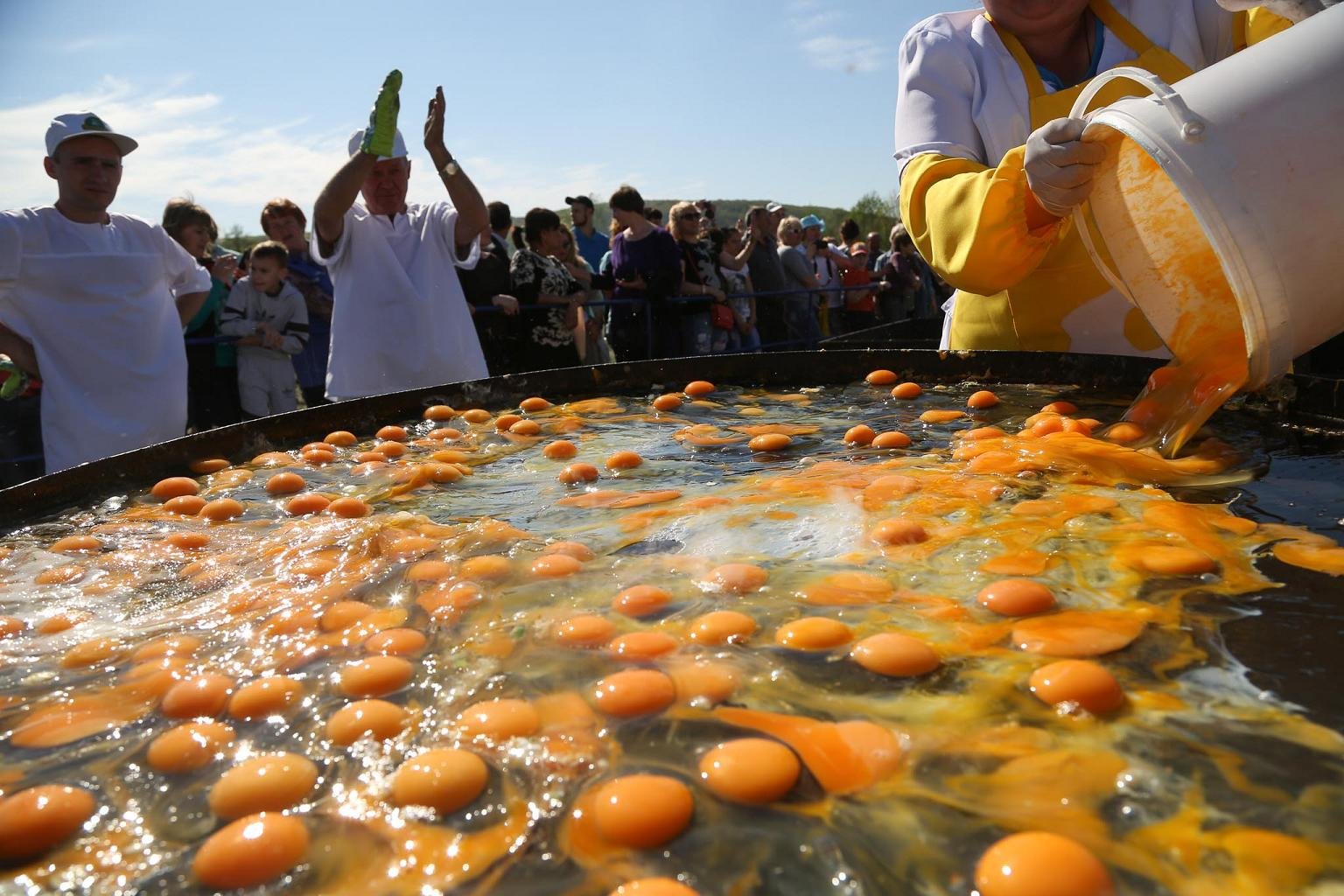 Самая большая яишьсница