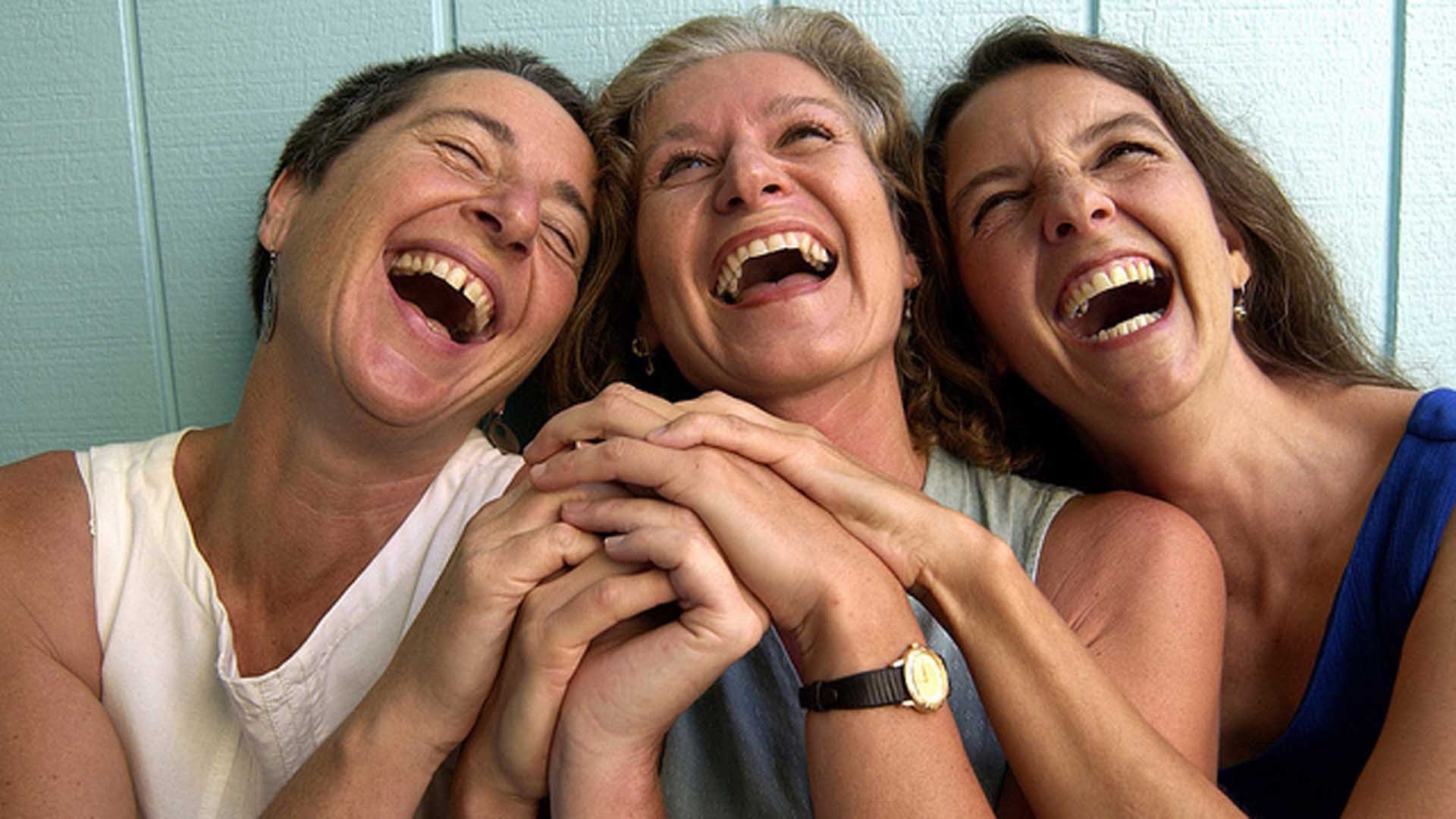 Фото смеющихся людей до слез