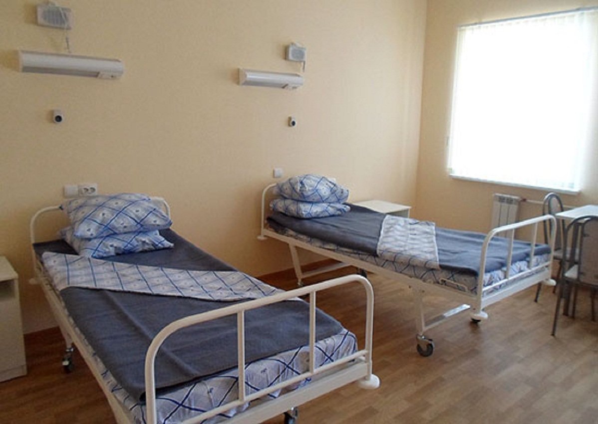 Кровать в госпитале