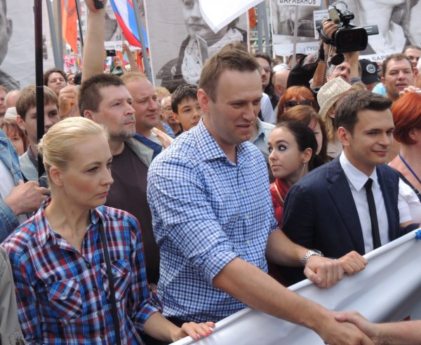 За акцию протеста в Москве задержали ведущую YouTube-канала Навального