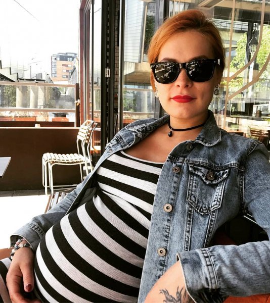 Звезда «Битвы экстрасенсов» Мэрилин Керро показала беременность