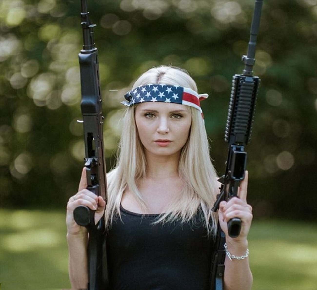 Lauren Southern Cleavage