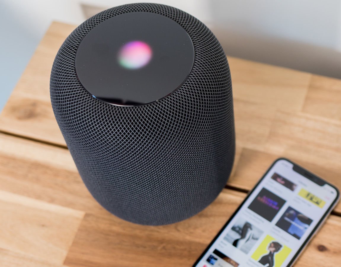 Хом под мини. Apple HOMEPOD. Колонка сири Apple. Станция Apple колонка. Умная колонка сири.