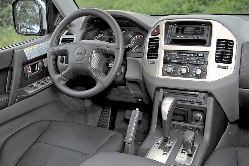 Mitsubishi Pajero IV 2006