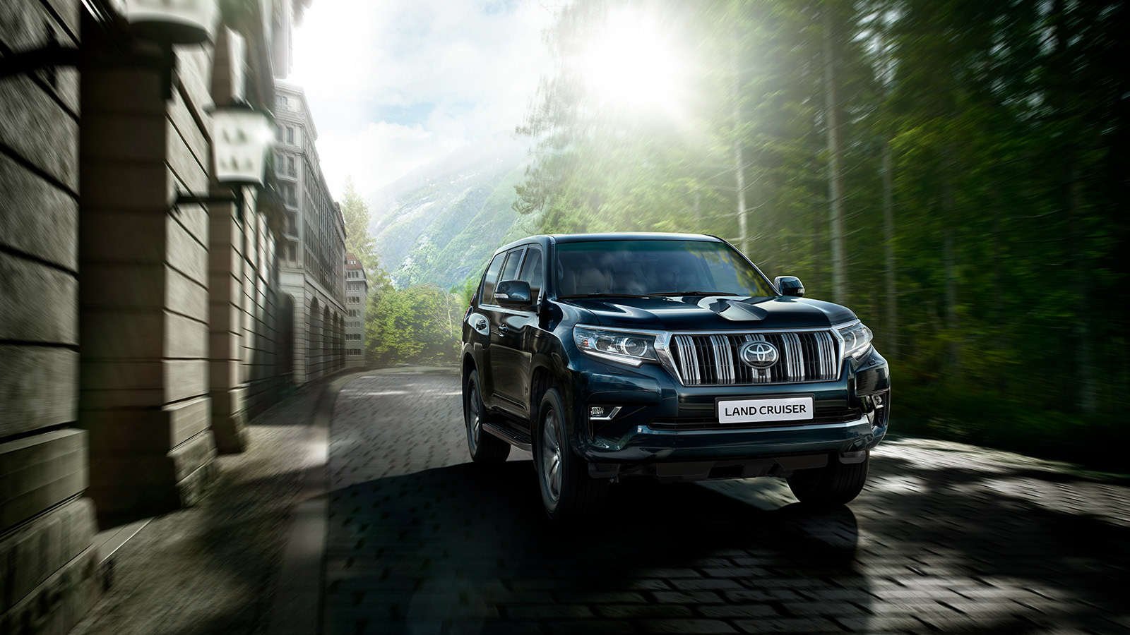 Toyota Land Cruiser Prado 150 Wallpaper