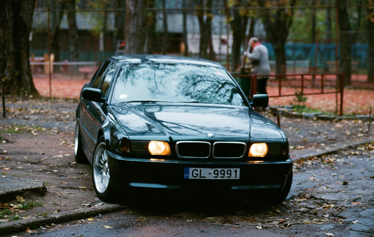 BMW 740 e38 бумер