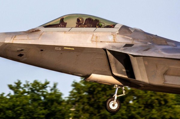 Корыто 5-го поколения: «Кладбище F-22» обнаружили в США