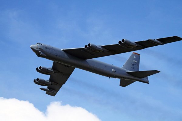 Два бомбардировщика ВВС США с ядерным оружием приблизились к Владивостоку