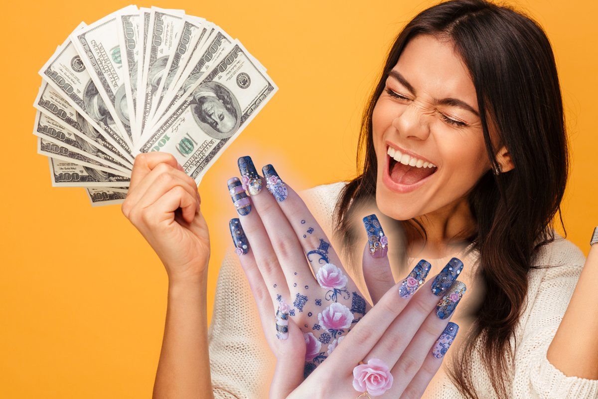 Денежные ногти на апрель 2024. Красивые ногти и деньги. Ногти с деньгами. Цвет ногтей к деньгам. Цвет маникюра к богатству.