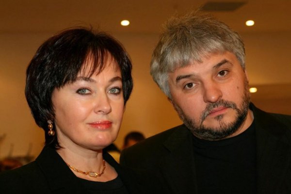 «Он румын, Чаушеску» - Гузеева продолжает мстить мужу на пороге развода