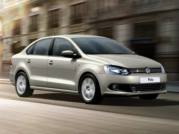 500 000 км для него не предел: Почему россияне до сих пор покупают подержанный Volkswagen Polo пятого поколения