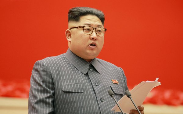 Лидер КНДР Ким Чен Ын умер от болезни — слух