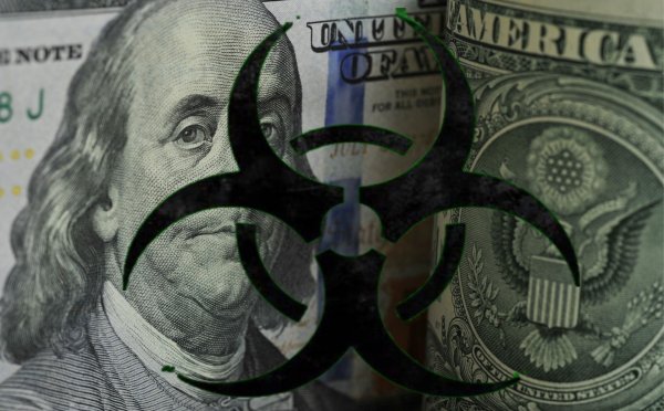 Ядерный доллар: США нашли выход из экономического кризиса и способ укрепить американскую валюту
