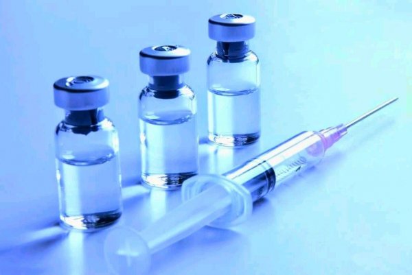 В России начали испытывать лекарство от рака на основе вакцины от оспы