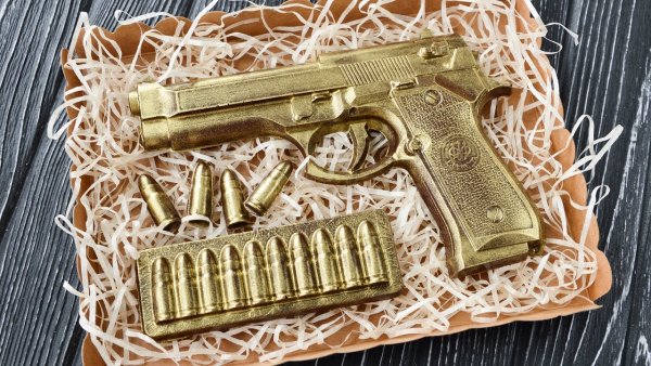 Об особенностях золотых пистолетов